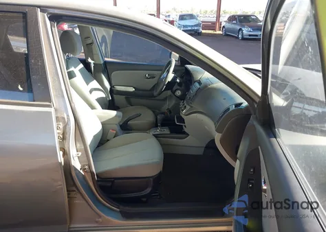 2010 Hyundai Elantra Gls z USA, uszkodzony, nr VIN KMHDU4AD4AU928110